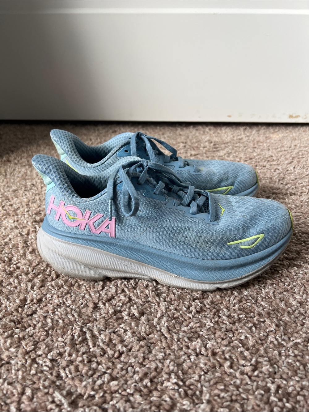Hoka Women’s Clifton 9 Sneakers - Light Blue with Pink Logo/Lime Green Accents